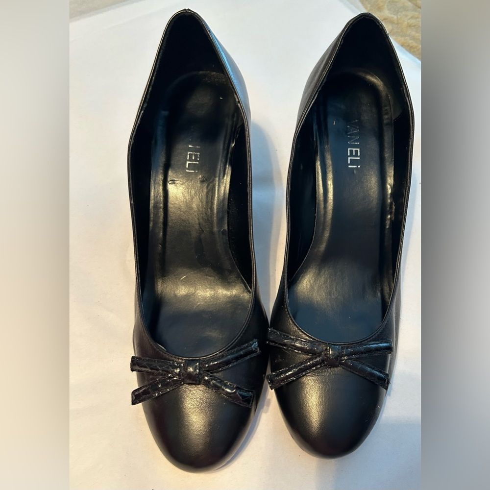 Black wedge heels, size 9.5, Vaneli.